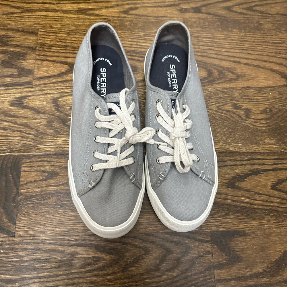 Sperry- gray- Memory foam- sz 8.5